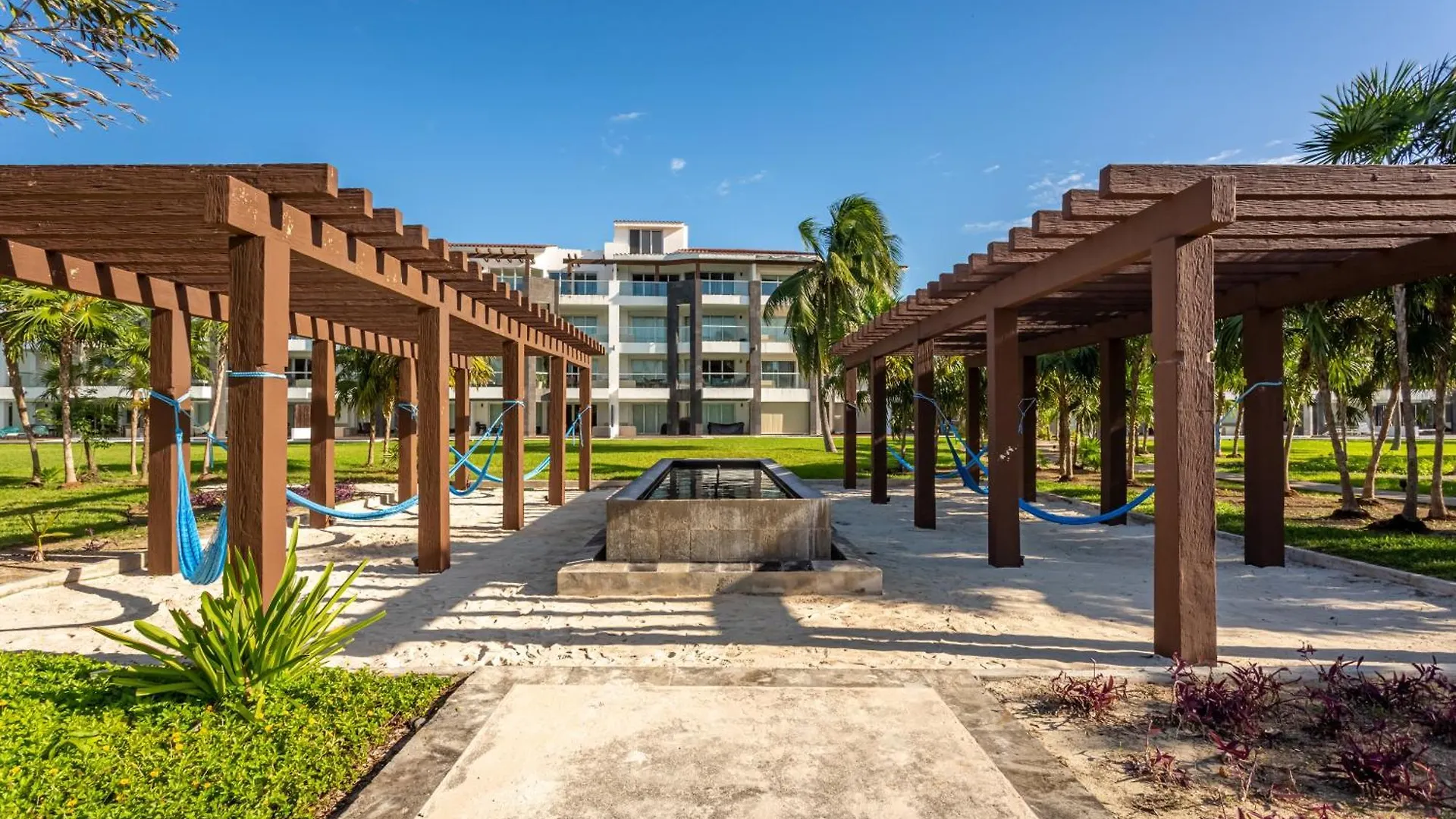Casa Coral Beach Condo Condo Playa del Carmen